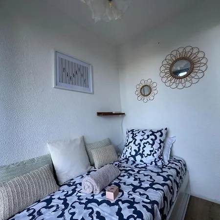 Les Pieds Dans L'eau - Acces 아파트