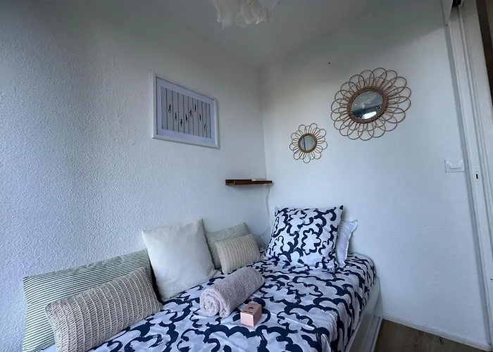 Les Pieds Dans L'eau - Acces شقة