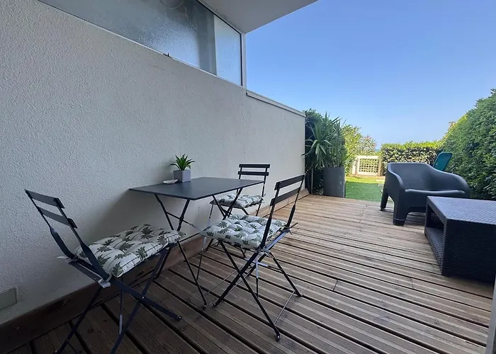 Les Pieds Dans L'eau - Acces شقة كانيه